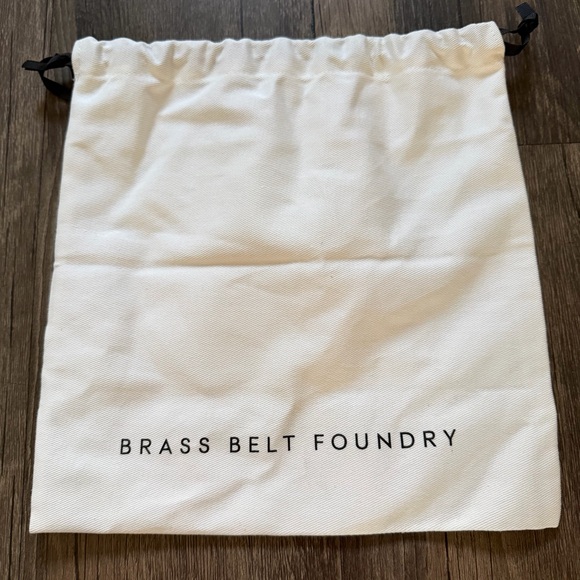 Aritzia White Drawstring Small Fabric Dust Bag Pouch Reusable Organizer Storage - Picture 3 of 6